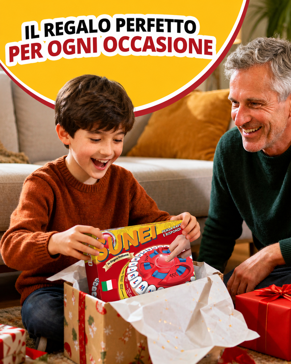 Bambino che scarta con entusiasmo SUNEI Ruota come regalo, accanto al papà sorridente